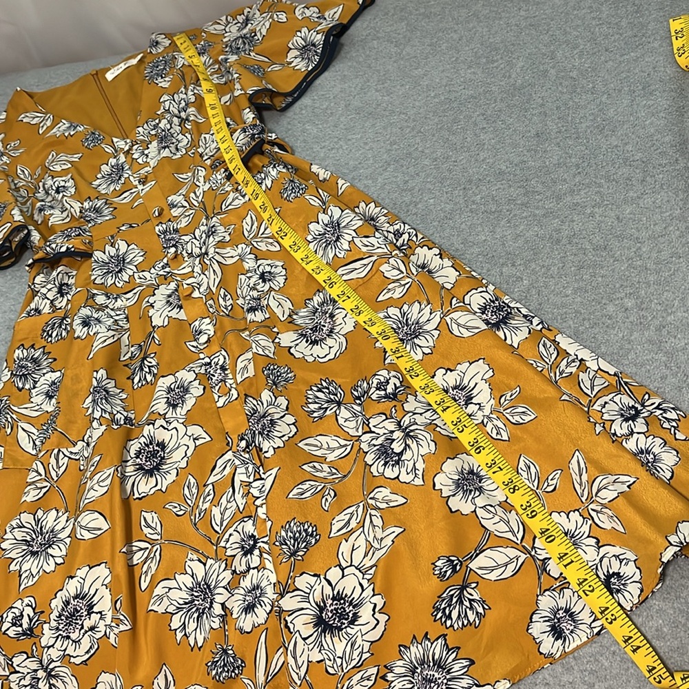 Eliza J Floral Dress Womens Size 8 Mustard Yellow Flutter Sleeve - Picture 5 of 11